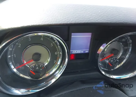 2012 Chrysler Town & Country Touring from USA, damaged, VIN 2C4RC1BG4CR232335